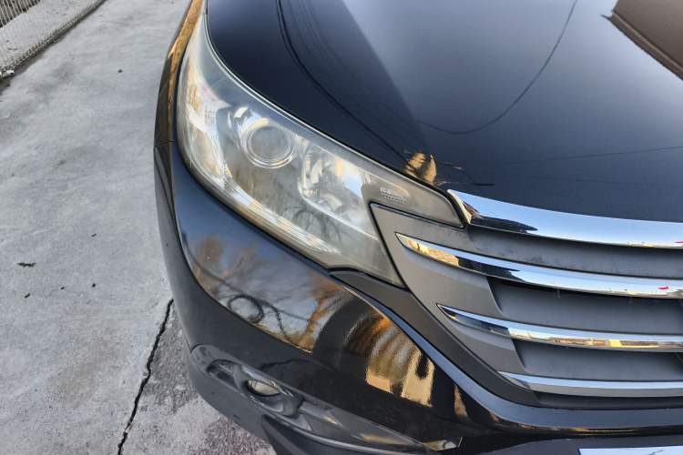 Used Honda CR-V 2013 2.4L four-wheel drive luxury version Right Front Headlight