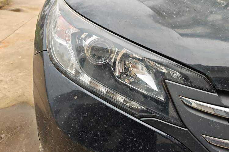 Used Honda CR-V 2013 2.4L four-wheel drive luxury version Right Front Headlight