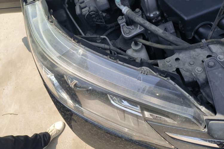 Used Honda CR-V 2013 2.4L four-wheel drive luxury version Right Front Headlight