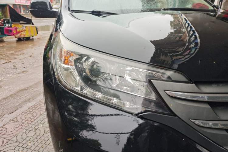 Used Honda CR-V 2013 2.4L two-wheel drive luxury version Right Front Headlight