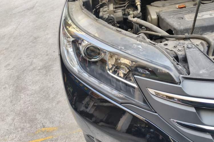 Used Honda CR-V 2013 2.4L two-wheel drive luxury version Right Front Headlight