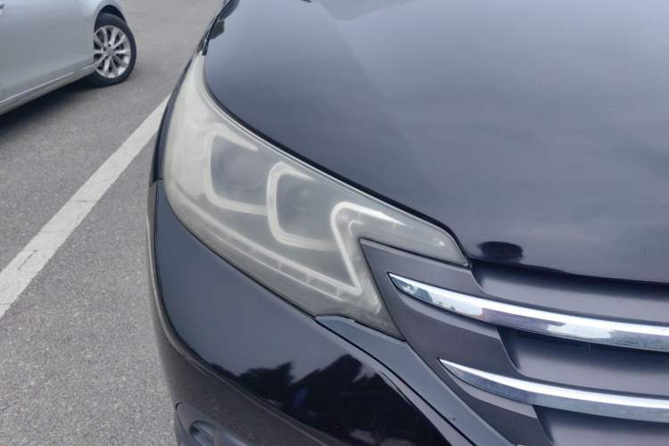 Used Honda CR-V 2013 2.4L four-wheel drive luxury version Right Front Headlight