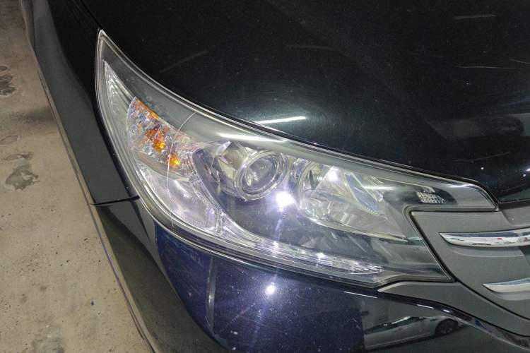 Used Honda CR-V 2013 2.4L two-wheel drive luxury version Right Front Headlight