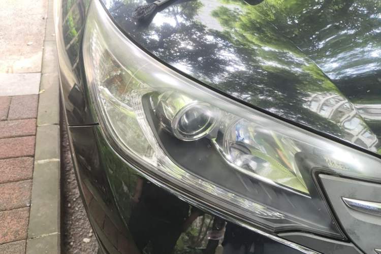 Used Honda CR-V 2013 2.4L four-wheel drive luxury version Right Front Headlight