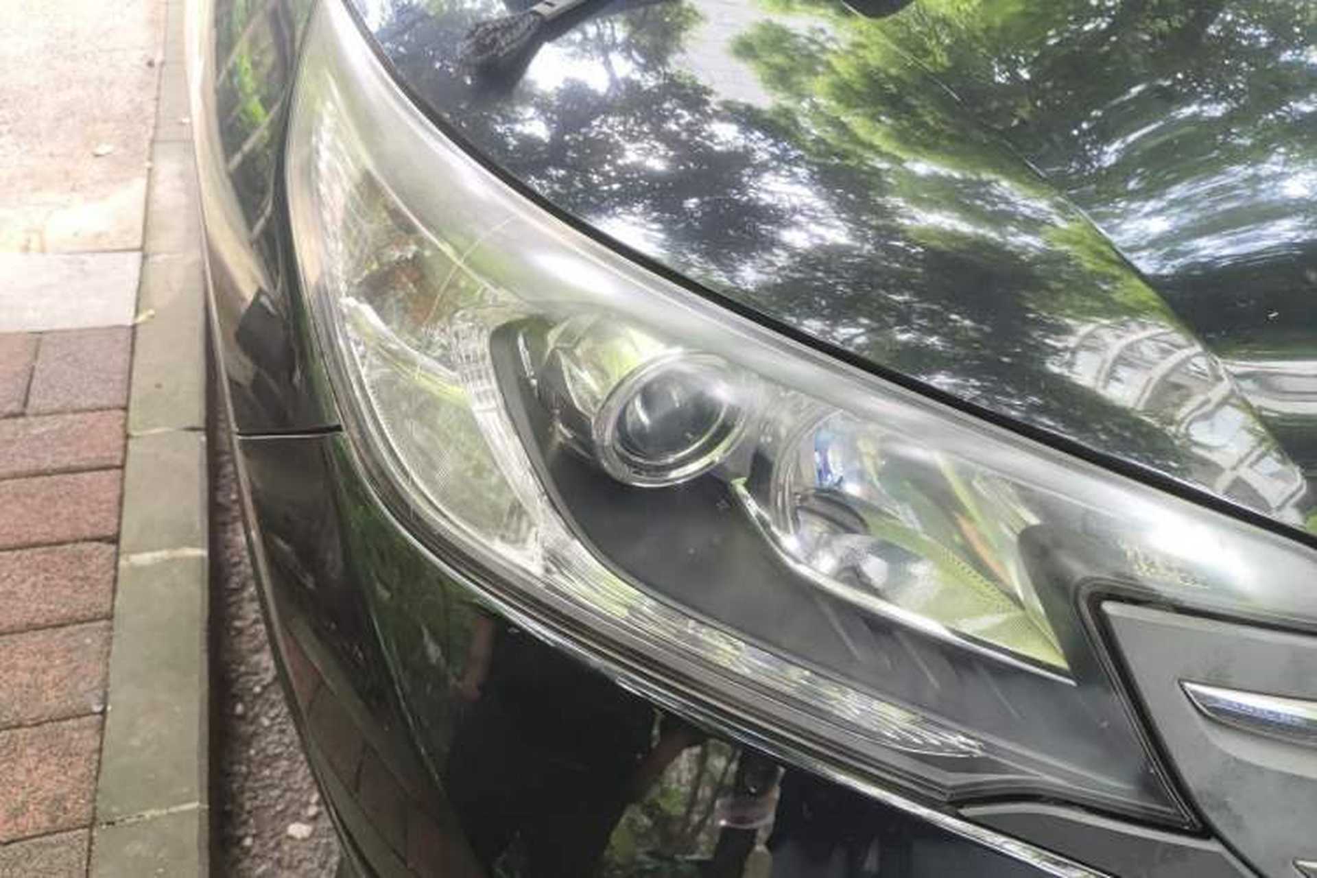 Used Honda CR-V 2013 2.4L four-wheel drive luxury version Right Front Headlight