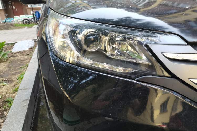 Used Honda CR-V 2013 2.4L four-wheel drive luxury version Right Front Headlight