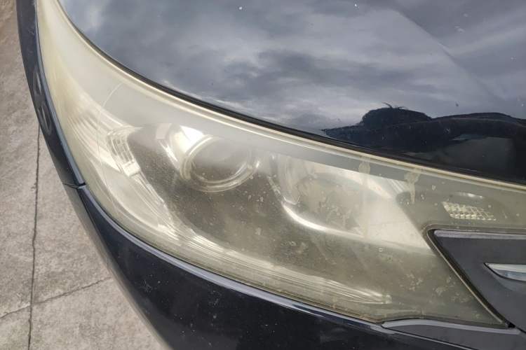 Used Honda CR-V 2013 2.4L four-wheel drive luxury version Right Front Headlight