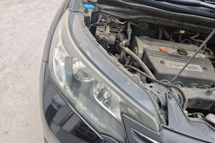 Used Honda CR-V 2013 2.4L four-wheel drive luxury version Right Front Headlight