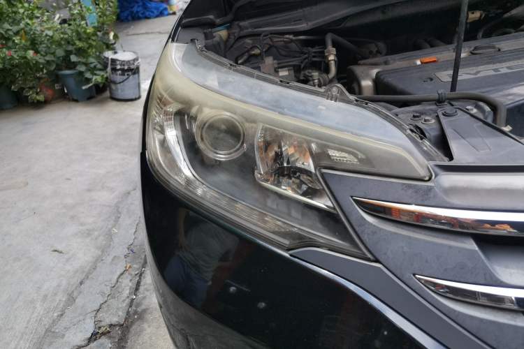 Used Honda CR-V 2013 2.4L four-wheel drive luxury version Right Front Headlight