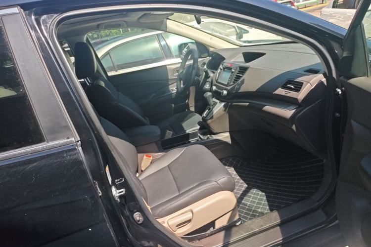 Used Honda CR-V 2013 2.0L 2WD Classic Edition Right Front Seat
