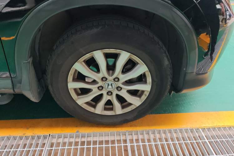 Used Honda CR-V 2013 2.0L Four-wheel Drive Classic Edition Right Front Wheel Hub