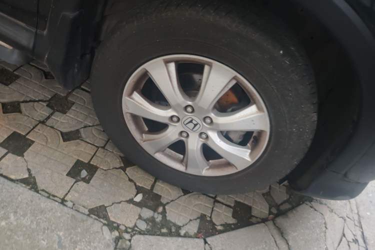 Used Honda CR-V 2013 2.0L 2WD Classic Edition Right Front Wheel Hub