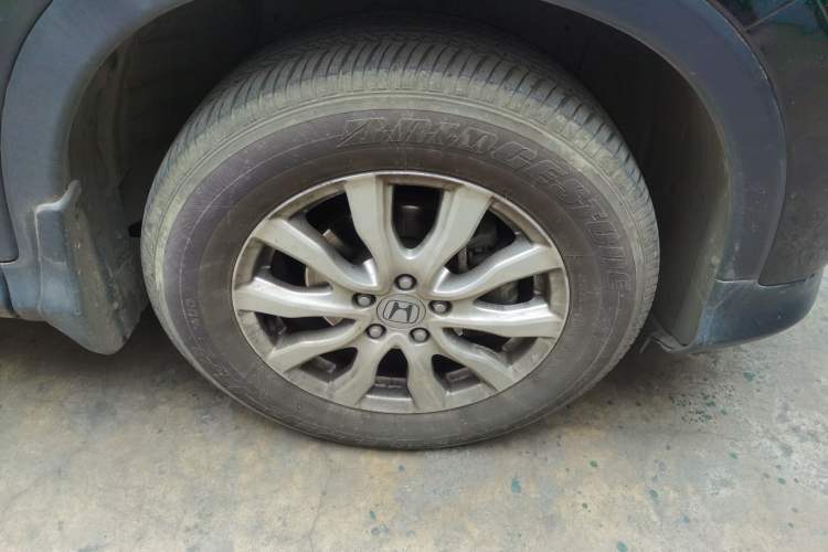 Used Honda CR-V 2013 2.0L 2WD Classic Edition Right Front Wheel Hub