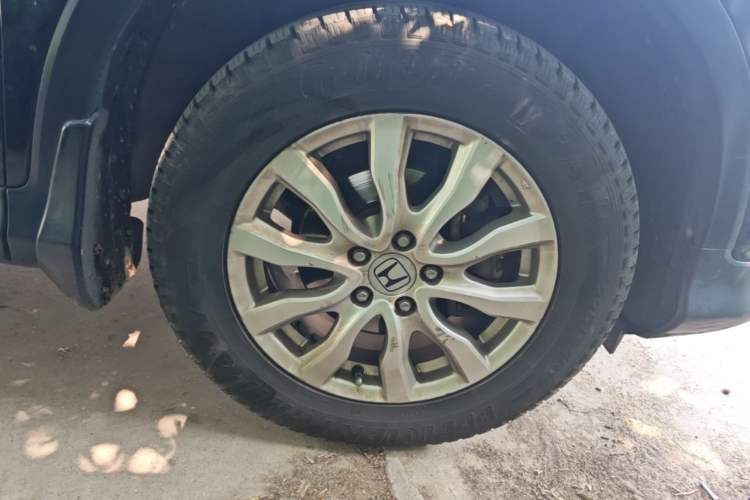 Used Honda CR-V 2013 2.0L Four-wheel Drive Classic Edition Right Front Wheel Hub