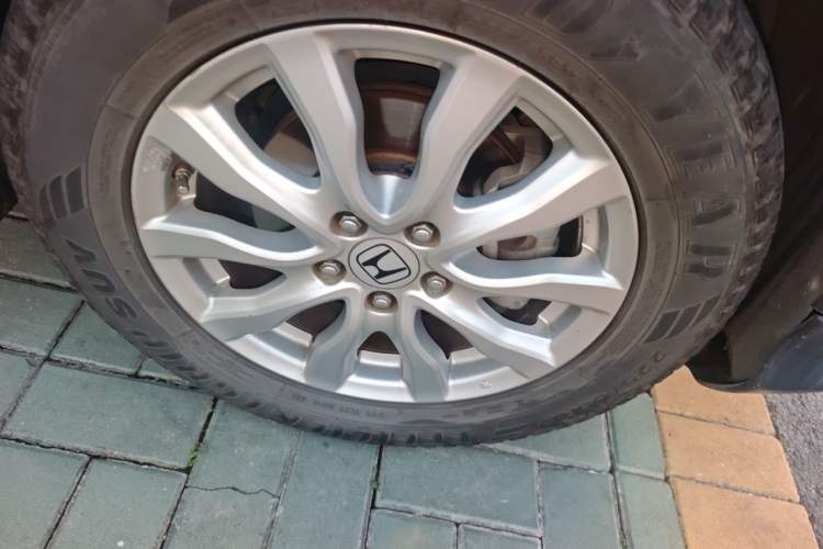 Used Honda CR-V 2013 2.0L 2WD Classic Edition Right Front Wheel Hub