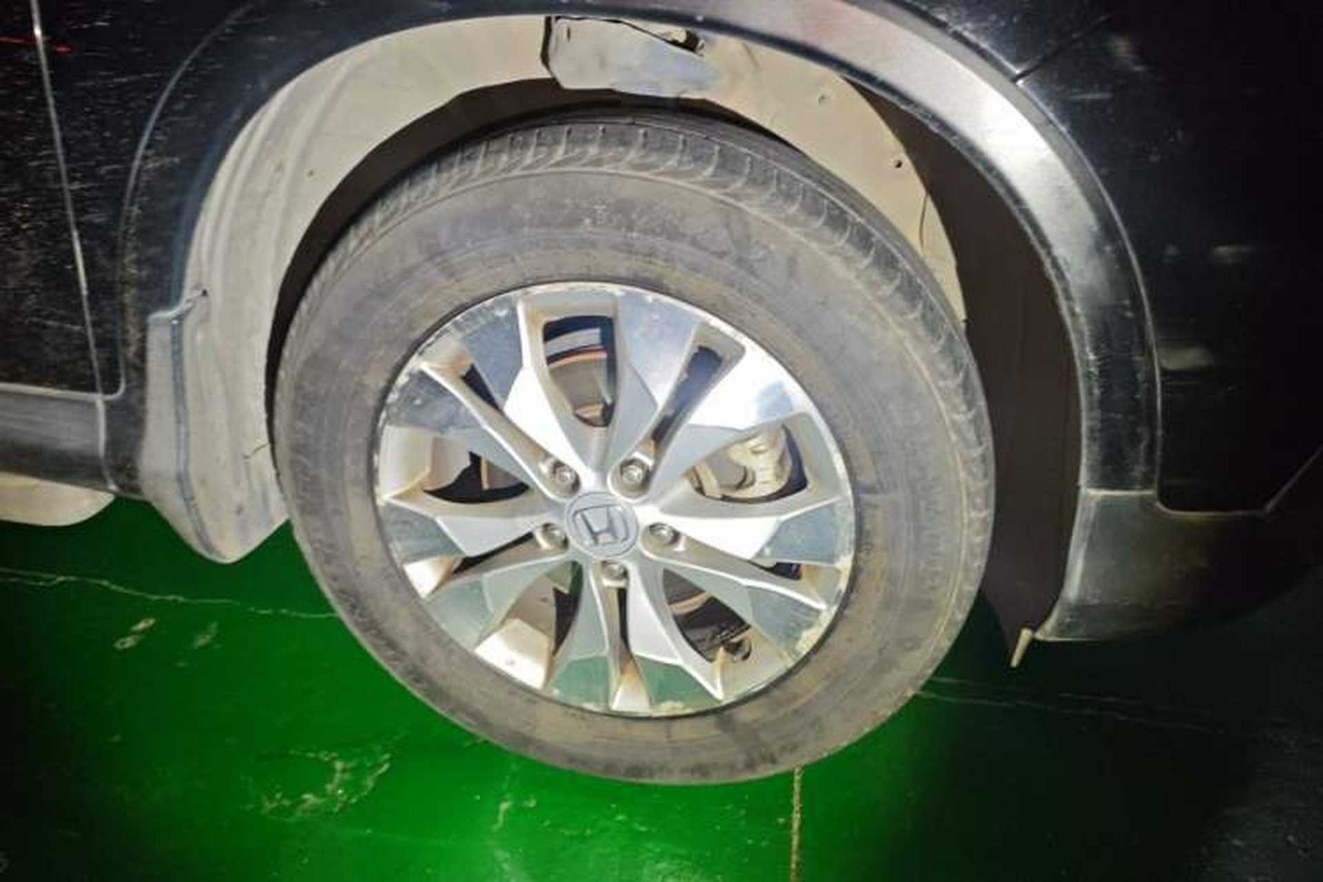 Used Honda CR-V 2013 2.4L two-wheel drive luxury version Right Front Wheel Hub