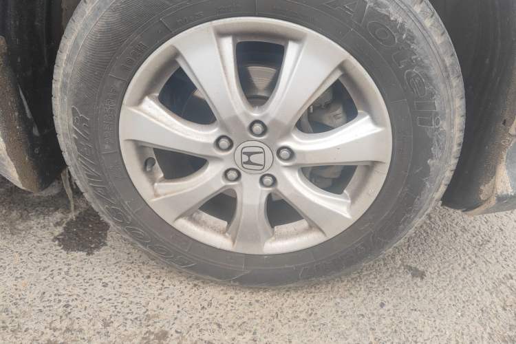 Used Honda CR-V 2013 2.0L 2WD Classic Edition Right Front Wheel Hub