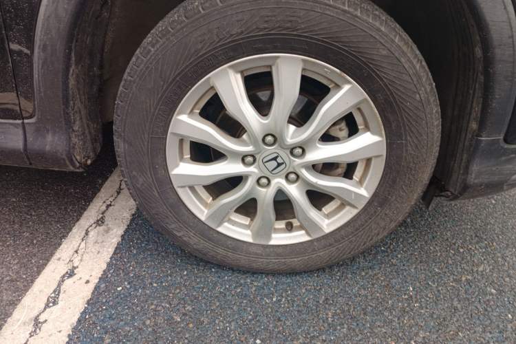 Used Honda CR-V 2013 2.0L 2WD Classic Edition Right Front Wheel Hub