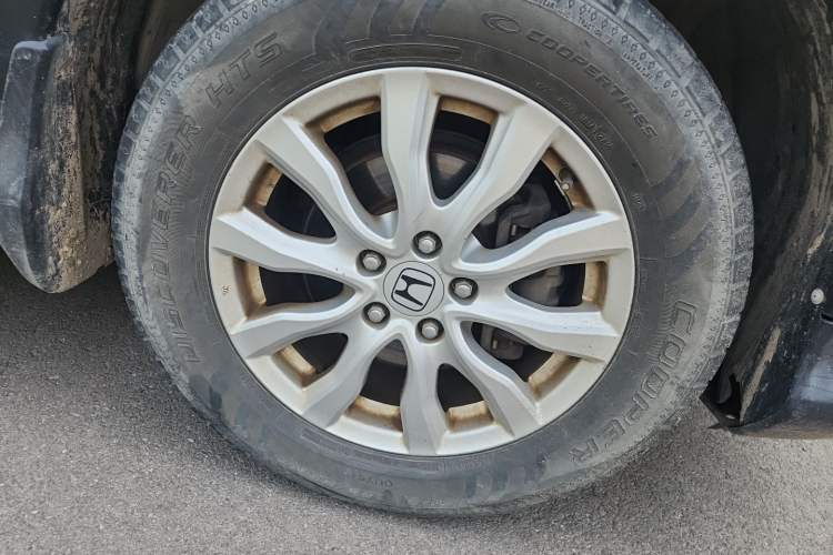 Used Honda CR-V 2013 2.0L 2WD Classic Edition Right Front Wheel Hub