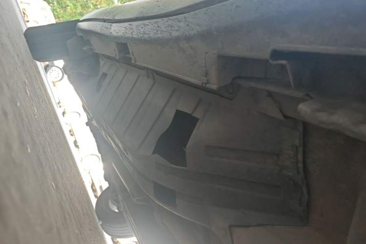Used Honda CR-V 2013 2.0L 2WD Classic Edition Right Side Sill