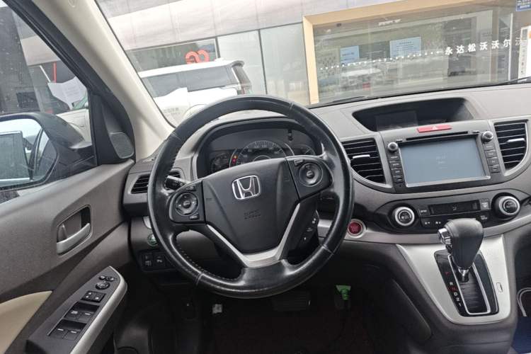Used Honda CR-V 2013 2.4L four-wheel drive luxury version Steering Wheel