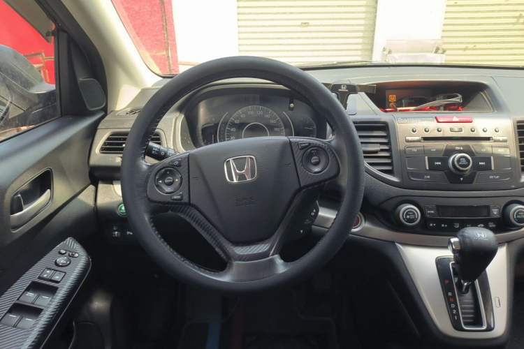 Used Honda CR-V 2013 2.4L four-wheel drive luxury version Steering Wheel