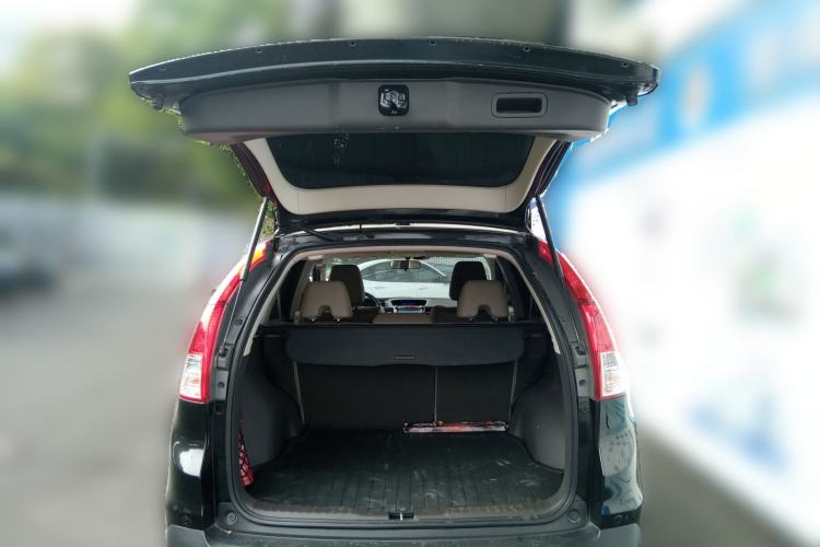 Used Honda CR-V 2013 2.4L four-wheel drive luxury version Trunk