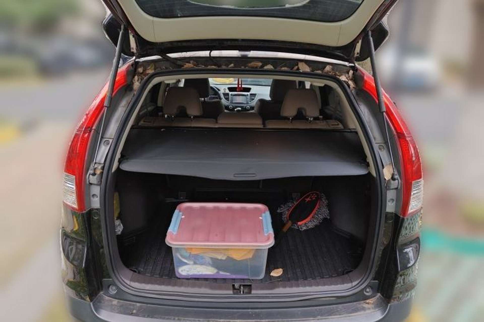 Used Honda CR-V 2013 2.4L four-wheel drive luxury version Trunk