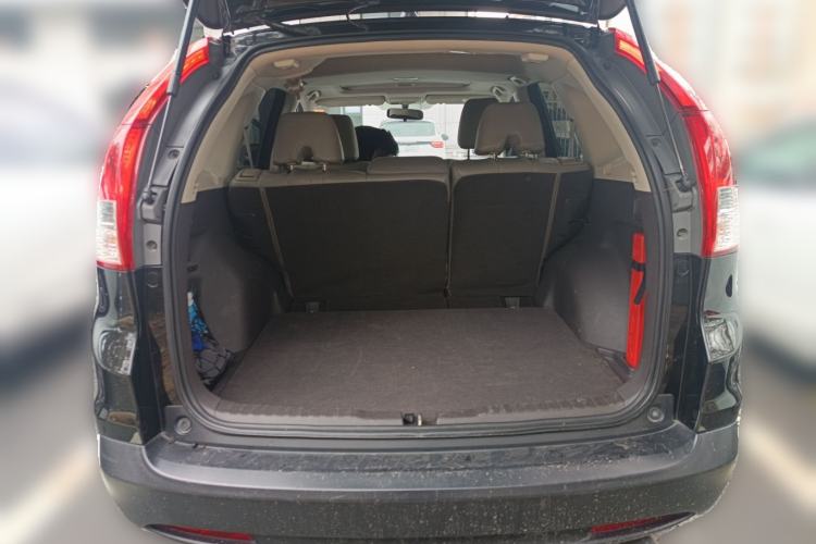 Used Honda CR-V 2013 2.0L 2WD Classic Edition Trunk