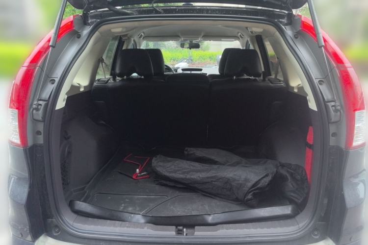 Used Honda CR-V 2013 2.0L 2WD Classic Edition Trunk