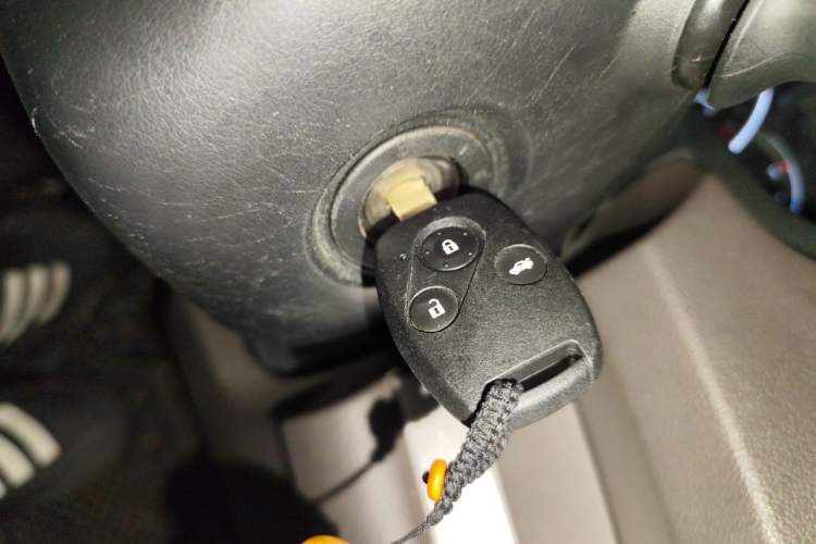 Used Honda CR-V 2013 2.0L 2WD Classic Edition Vehicle Key