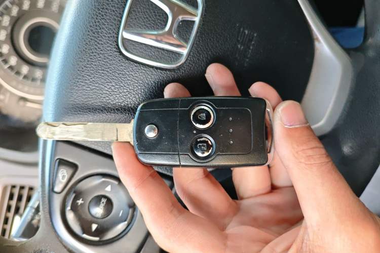 Used Honda CR-V 2013 2.0L 2WD Classic Edition Vehicle Key