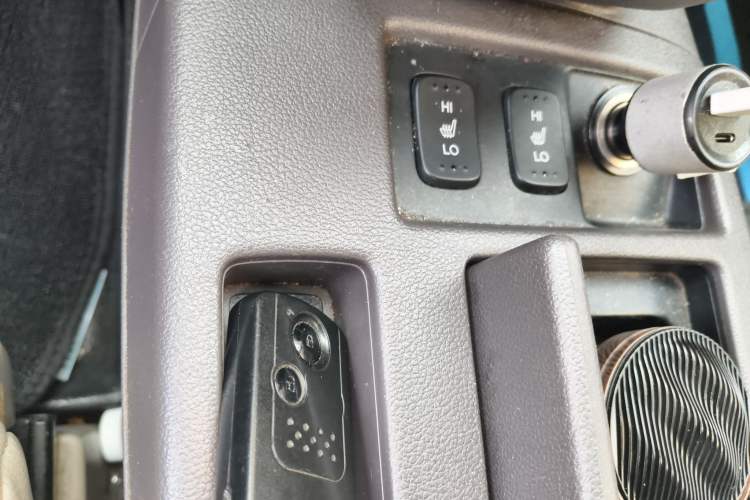 Used Honda CR-V 2013 2.4L two-wheel drive luxury version Vehicle Key