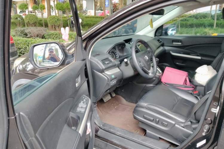 Used Honda CR-V 2013 2.4L four-wheel drive luxury version Driver Seat