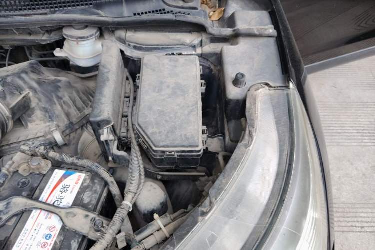 Used Honda CR-V 2013 2.4L four-wheel drive luxury version Engine Bay Left