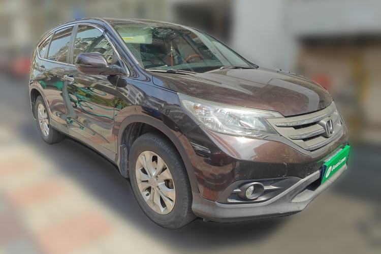 Used Honda CR-V 2013 2.4L two-wheel drive luxury version Front Right 45 Deg