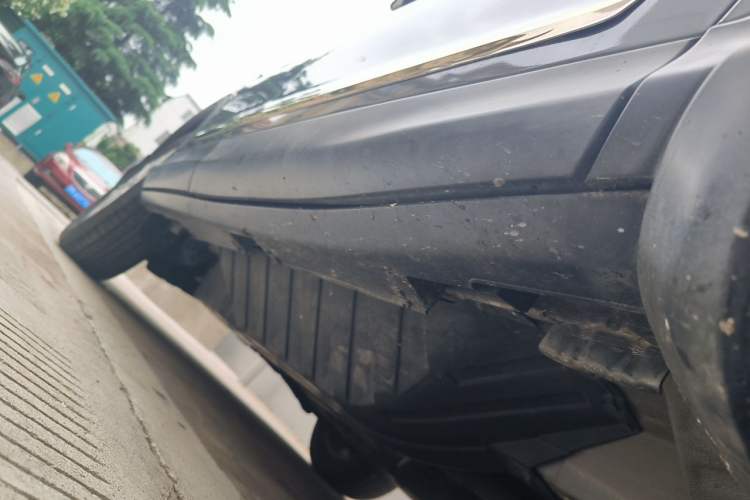 Used Honda CR-V 2013 2.4L four-wheel drive luxury version Chassis Front Right