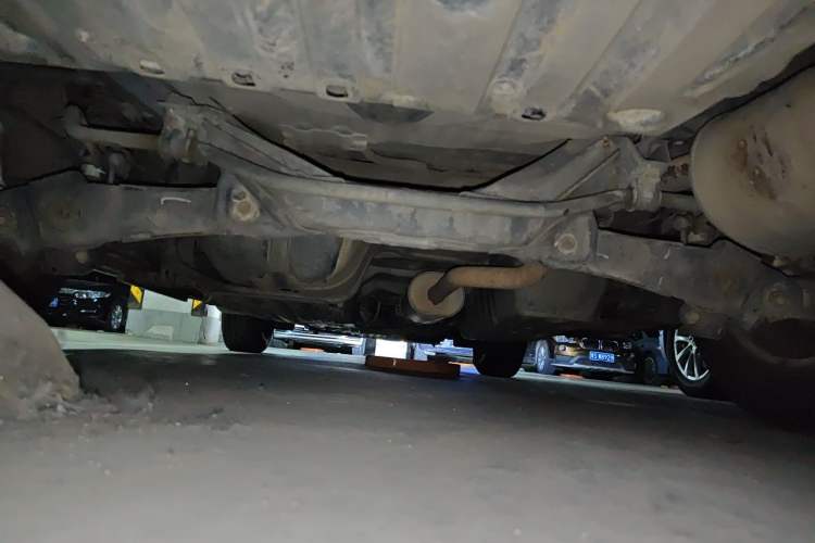 Used Honda CR-V 2013 2.4L two-wheel drive luxury version Chassis Rear