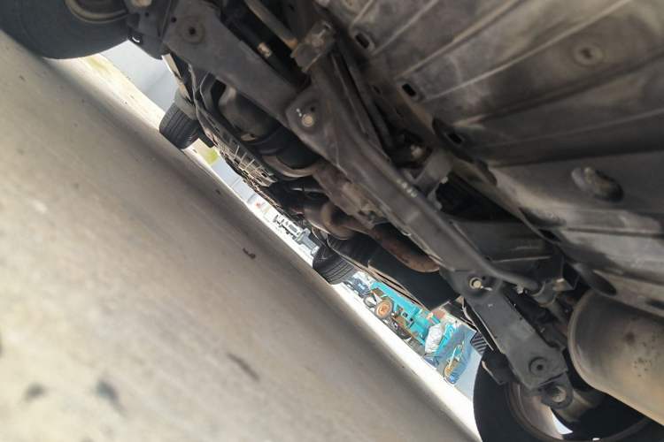 Used Honda CR-V 2013 2.4L four-wheel drive luxury version Chassis Rear