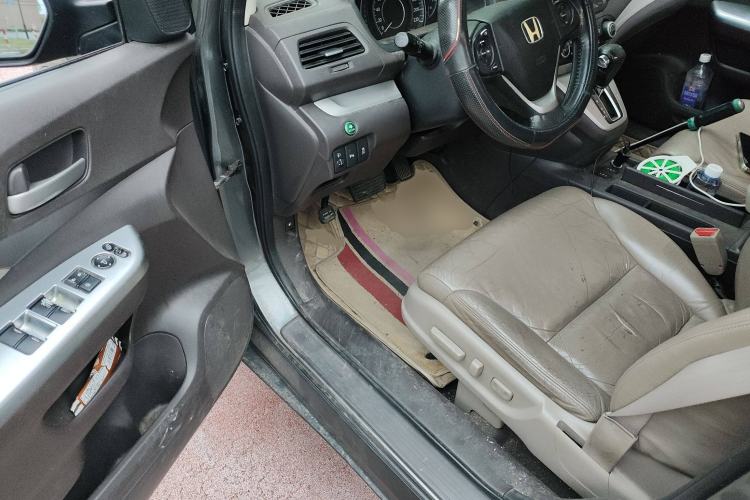 Used Honda CR-V 2013 2.4L four-wheel drive luxury version Driver Seat
