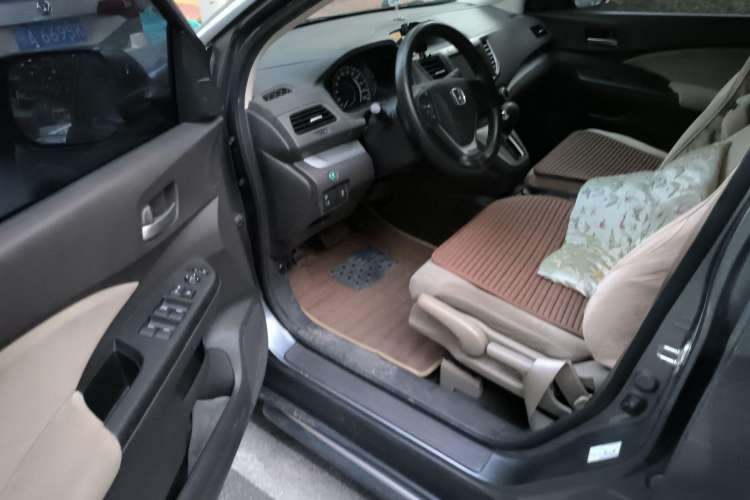 Used Honda CR-V 2013 2.0L 2WD Classic Edition Driver Seat