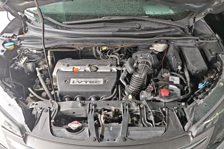 Used Honda CR-V 2013 2.4L two-wheel drive luxury version Engine Bay