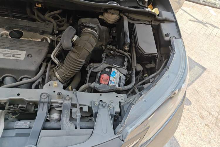 Used Honda CR-V 2013 2.4L four-wheel drive luxury version Engine Bay Left