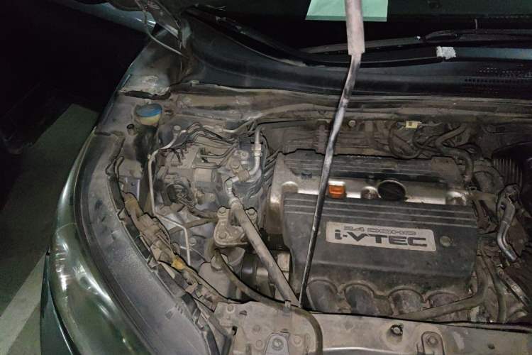 Used Honda CR-V 2013 2.4L two-wheel drive luxury version Engine Bay Right