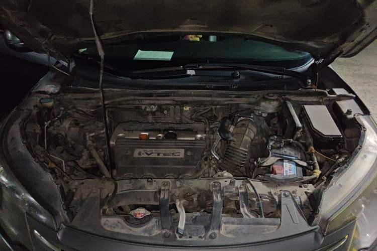 Used Honda CR-V 2013 2.4L two-wheel drive luxury version Engine Bay