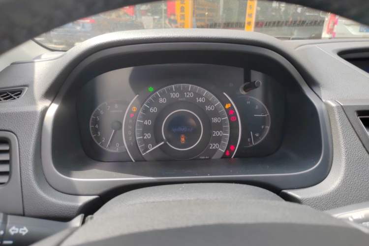 Used Honda CR-V 2013 2.4L four-wheel drive luxury version Instrument Cluster