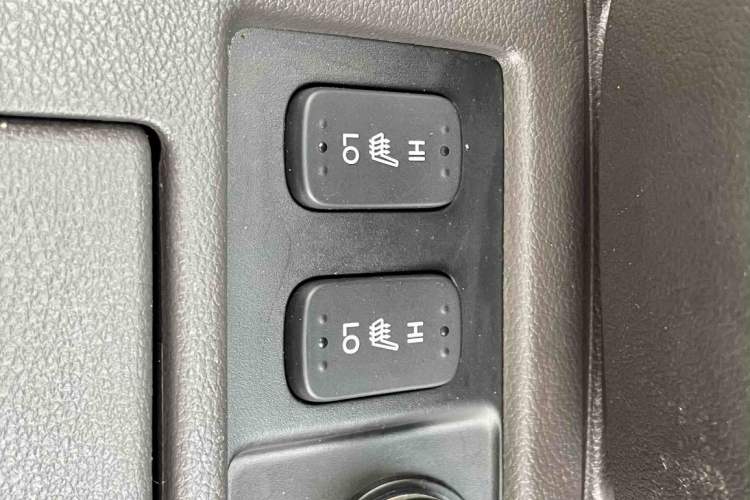 Used Honda CR-V 2013 2.4L two-wheel drive luxury version Interior 3