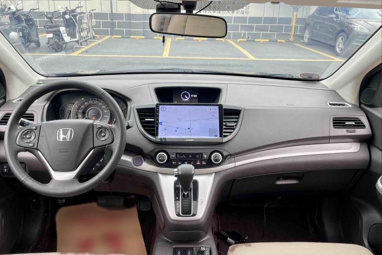 Used Honda CR-V 2013 2.4L two-wheel drive luxury version Interior 4