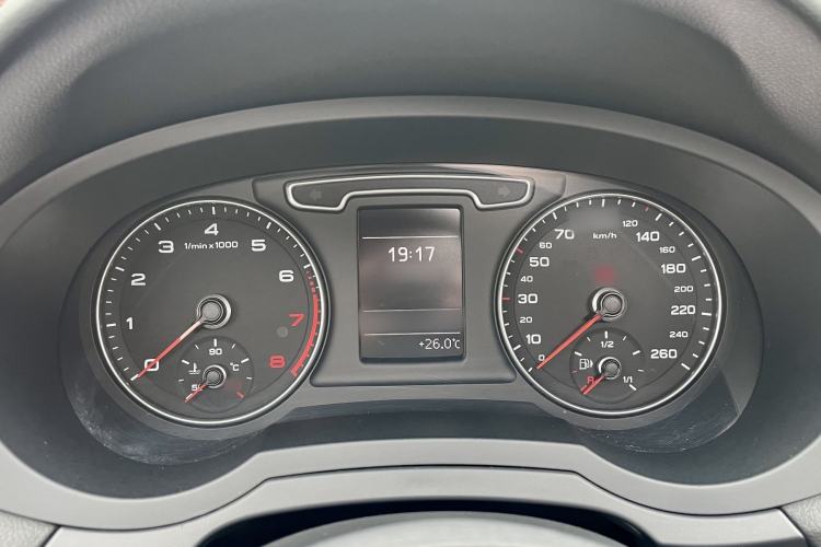 Used Honda CR-V 2013 2.4L two-wheel drive luxury version Interior 7