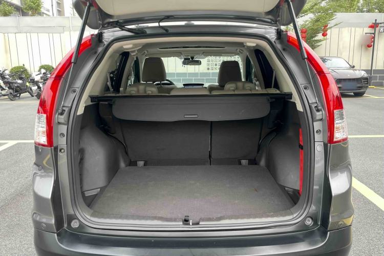 Used Honda CR-V 2013 2.4L two-wheel drive luxury version Interior 8